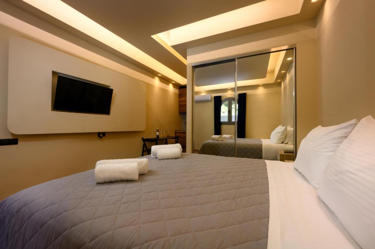Seven Keys Luxury Suites Achílleion Zewnętrze zdjęcie