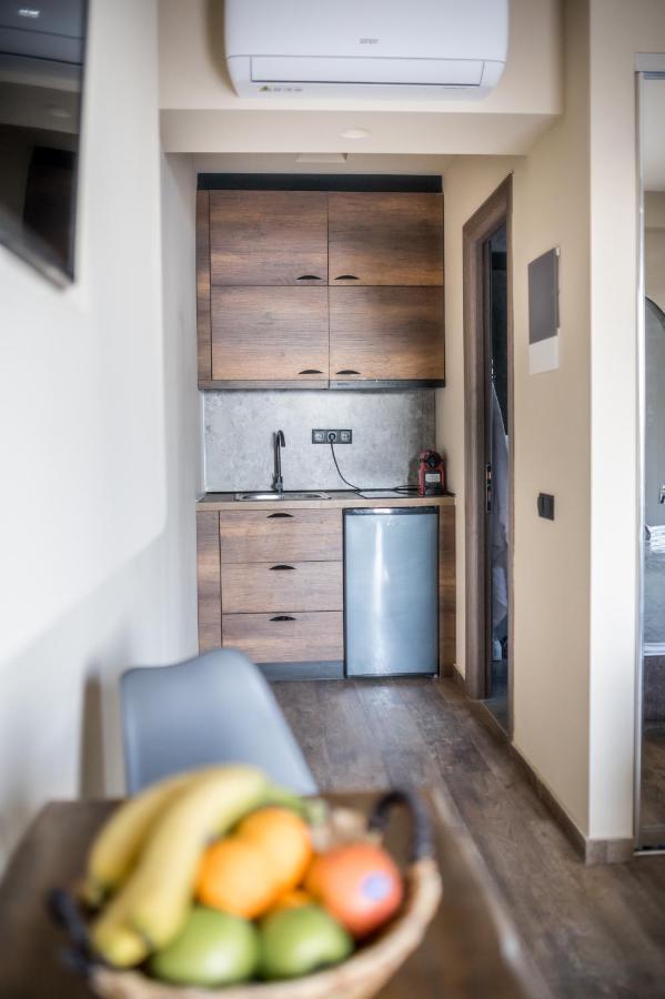 Seven Keys Luxury Suites Achílleion Zewnętrze zdjęcie