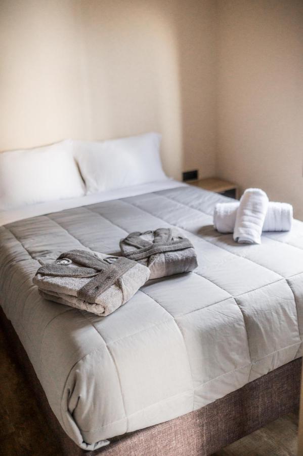Seven Keys Luxury Suites Achílleion Zewnętrze zdjęcie