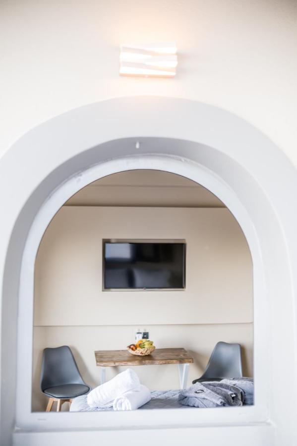 Seven Keys Luxury Suites Achílleion Zewnętrze zdjęcie